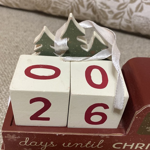 NEW. Little wooden red truck. Countdown to Christmas. ๐ ๐
๐ป - Picture 3 of 7